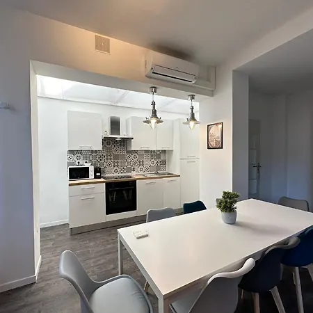 Vilnius - Grande Maison בית נופש ריימס